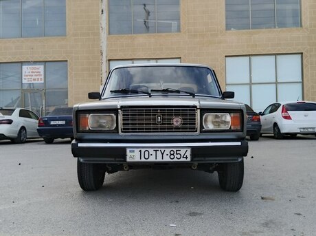 LADA (VAZ) 2107 2010