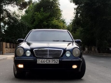 Mercedes E 240 2000