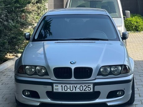 BMW 323 1999