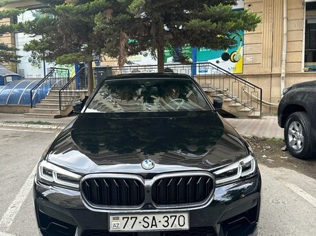 BMW 530e 2021