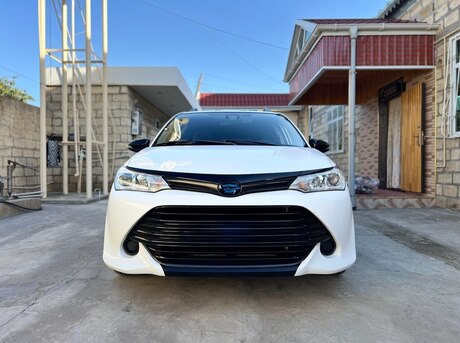 Toyota Corolla Fielder 2016