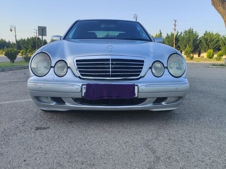 Mercedes E 320 2001