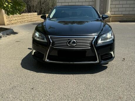 Lexus LS 460L