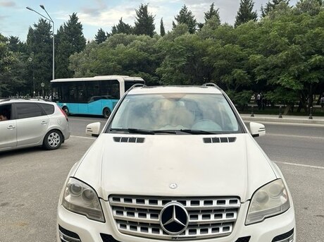 Mercedes ML 350 4MATIC 2010