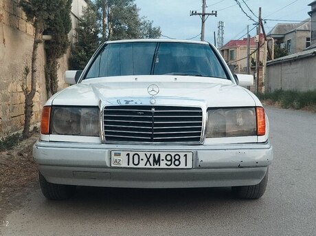 Mercedes E 220 d 1990