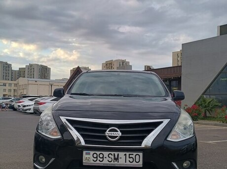 Nissan Sunny 2018