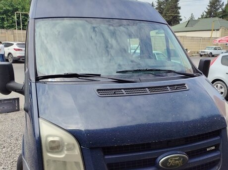 Ford Transit 2010