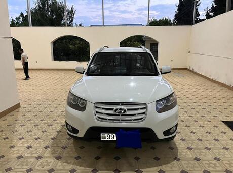 Hyundai Santa Fe 2011