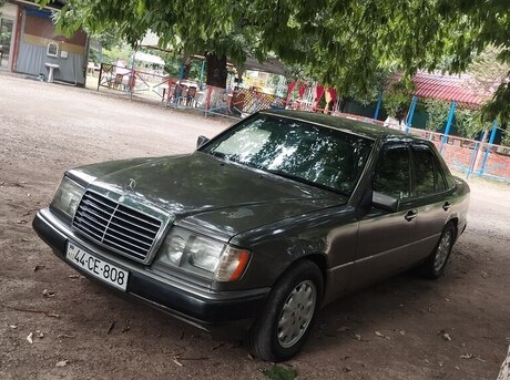 Mercedes E 250 1993