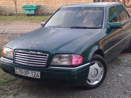 Mercedes C 180