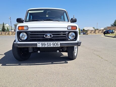 LADA (VAZ) Niva 2018