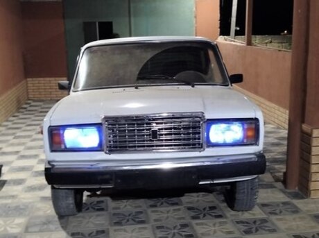 LADA (VAZ) 2107 2005