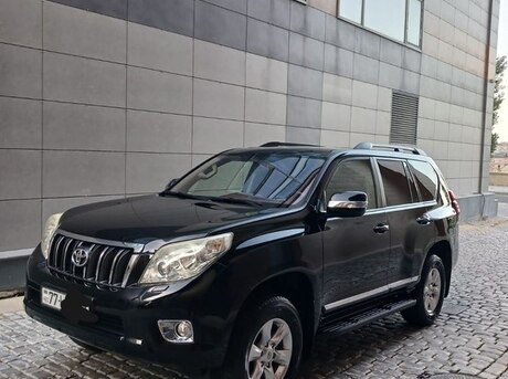 Toyota Land Cruiser Prado 2012