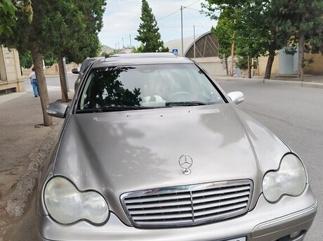 Mercedes C 240 2004