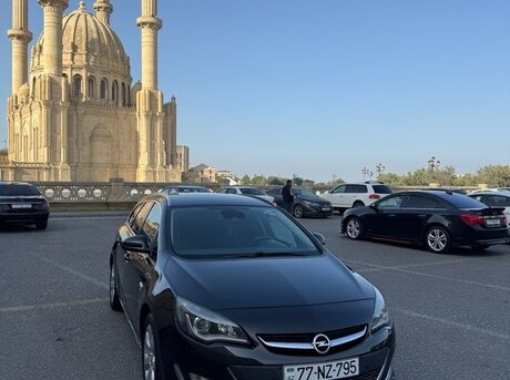 Opel Astra 2014