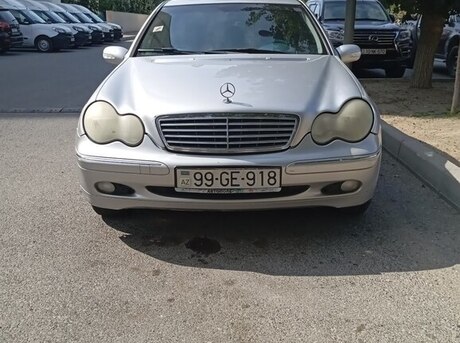 Mercedes C 180