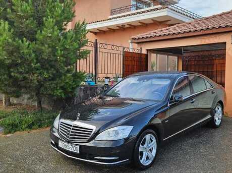 Mercedes S 500