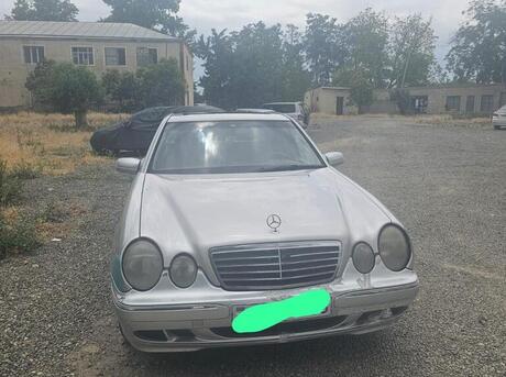 Mercedes E 320 2002