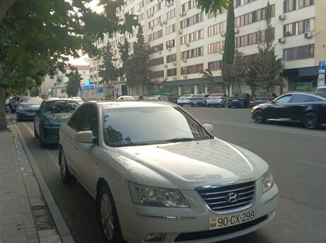 Hyundai Sonata 2009