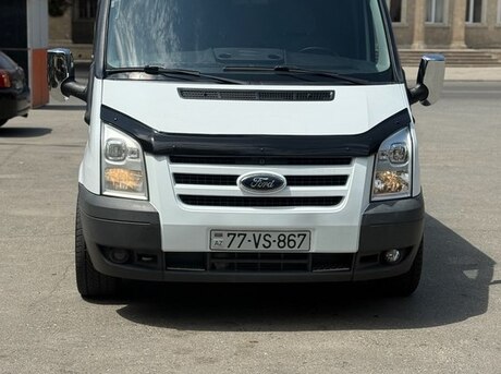 Ford Transit 2011