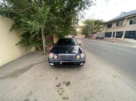 Mercedes E 220 d 1999
