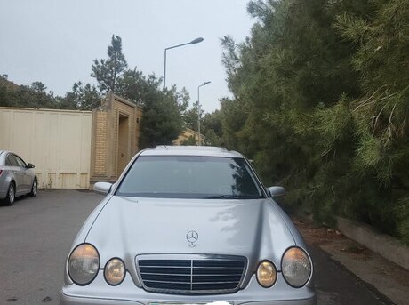Mercedes E 200 2001