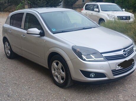 Opel Astra 2008