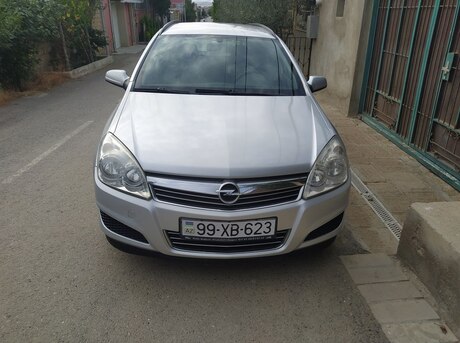 Opel Astra 2009