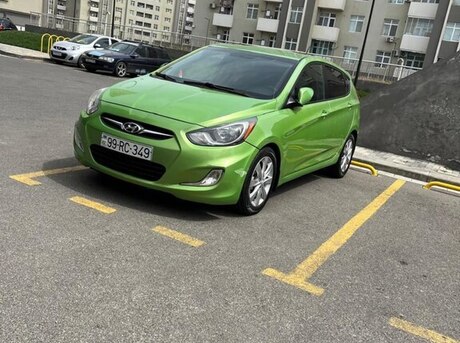 Hyundai Accent 2013