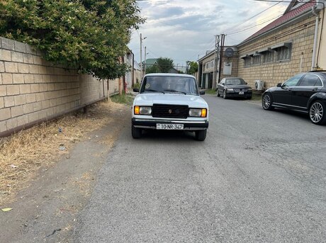 LADA (VAZ) 2107 2005