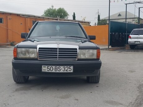 Mercedes 190 1990