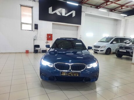 BMW 330
