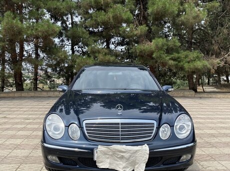 Mercedes E 240 2002