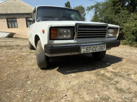 LADA (VAZ) 2107 2005