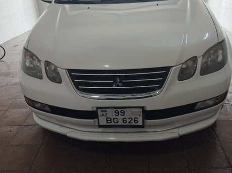 Mitsubishi Airtrek 2003