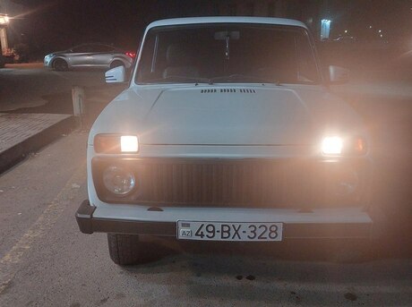 LADA (VAZ) Niva 2009