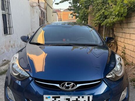 Hyundai Elantra 2012