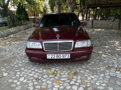 Mercedes C 180