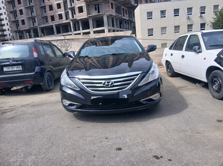 Hyundai Sonata 2012