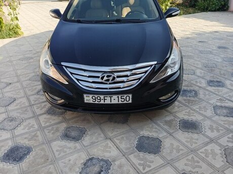Hyundai Sonata 2011