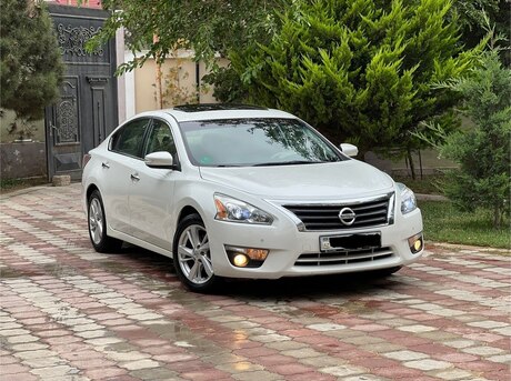 Nissan Altima