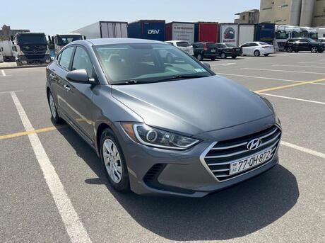 Hyundai Elantra 2017