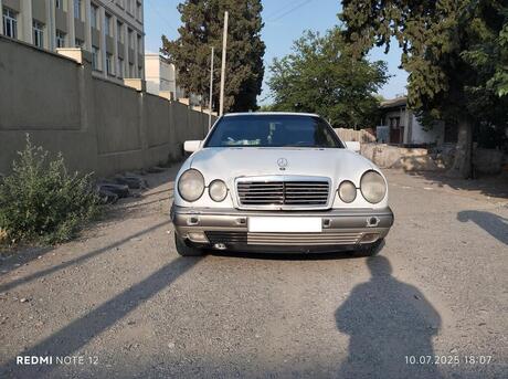 Mercedes E 220 d 1998