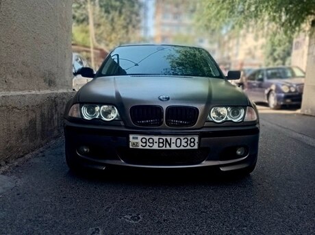 BMW 325