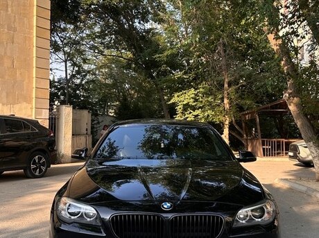 BMW 528