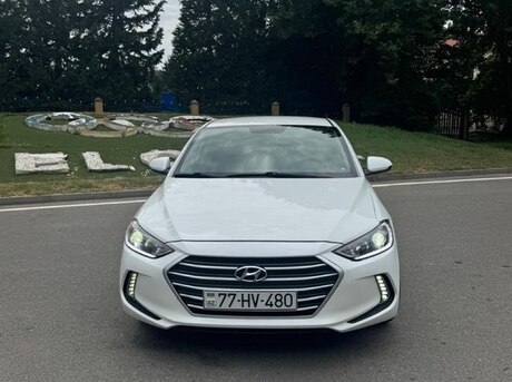 Hyundai Elantra 2017
