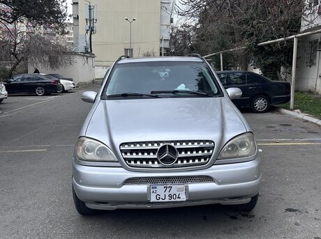 Mercedes ML 320 4MATIC 2000