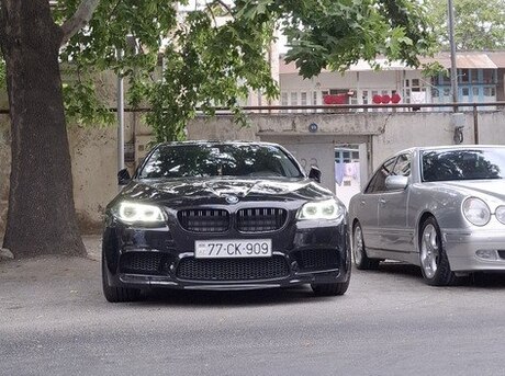 BMW 528