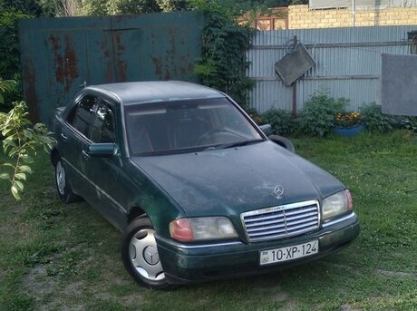 Mercedes C 180