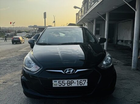 Hyundai Accent 2012